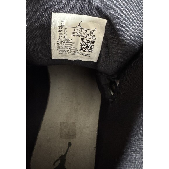 Mens 11 - Nike Air Jordan Retro Sneakers Black White 'Motorsports' DC7330-100 - Picture 9 of 10